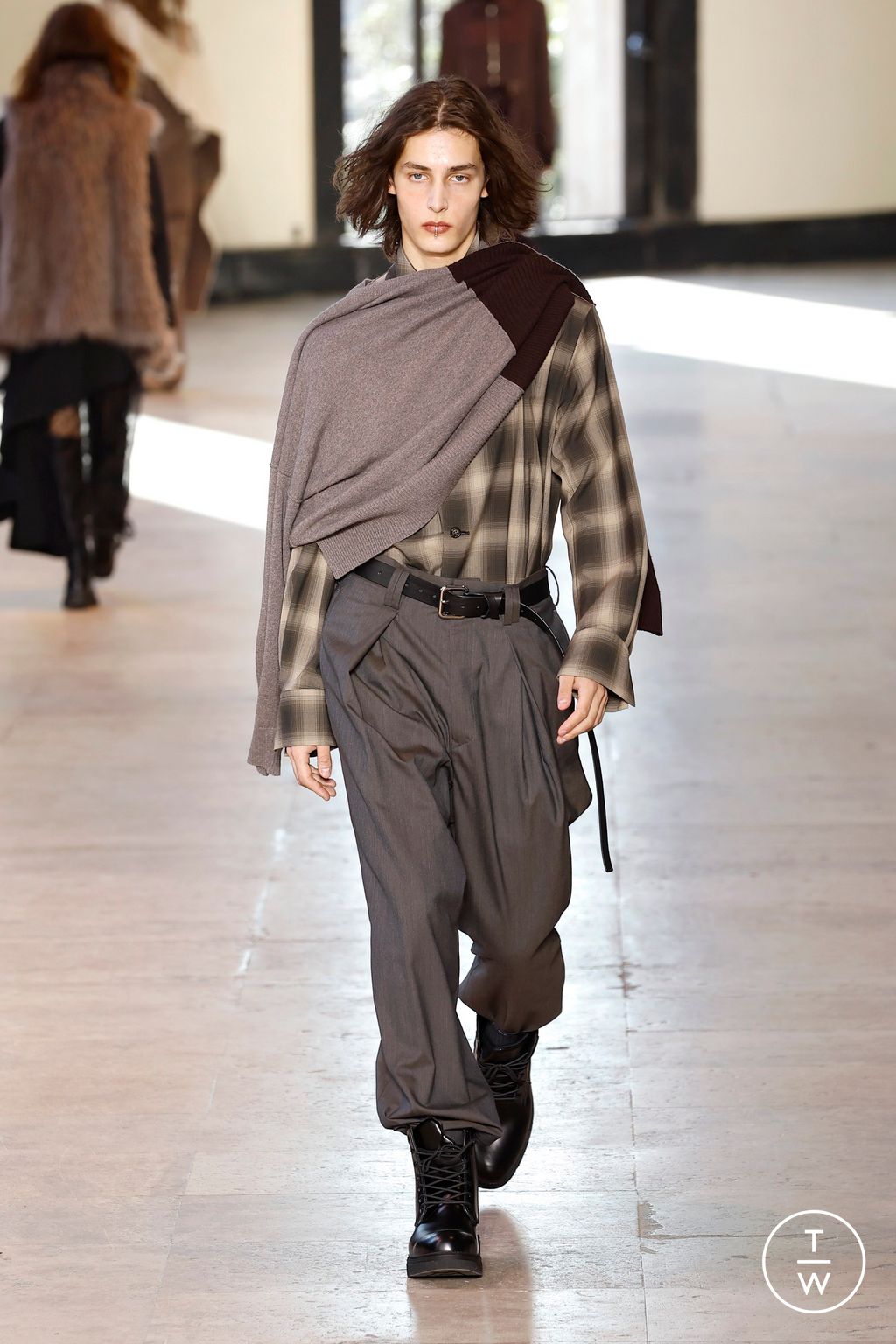 Fashion Week Paris Fall/Winter 2026 look 30 from the Ujoh collection womenswear