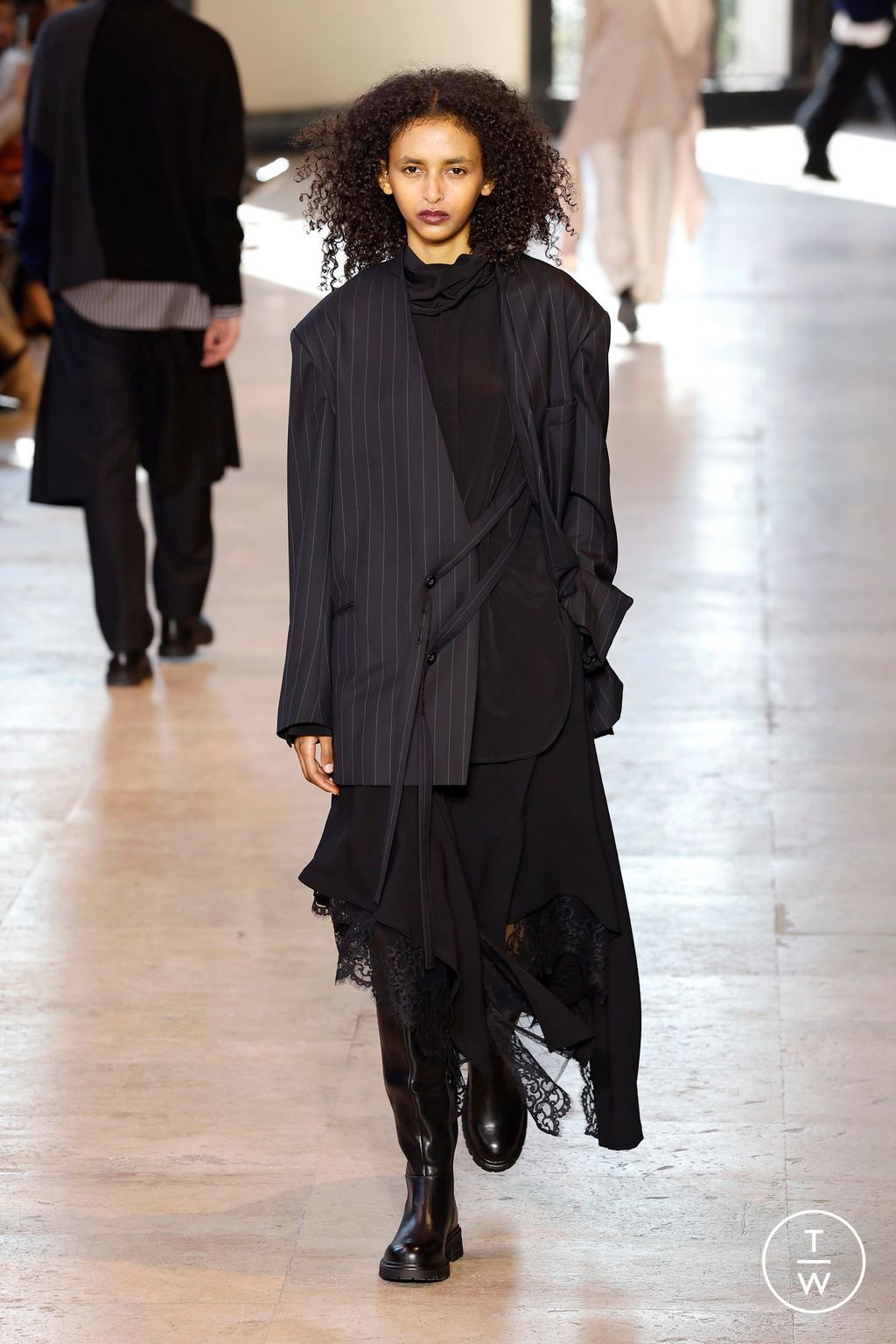 Fashion Week Paris Fall/Winter 2026 look 36 from the Ujoh collection womenswear