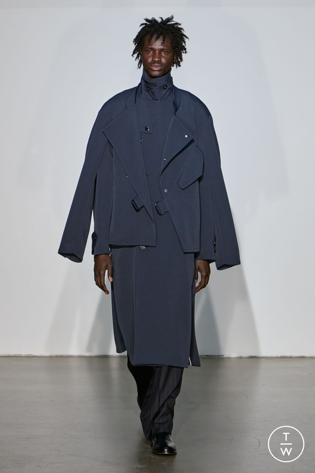 Fashion Week Paris Fall/Winter 2024 look 17 from the Ujoh collection womenswear