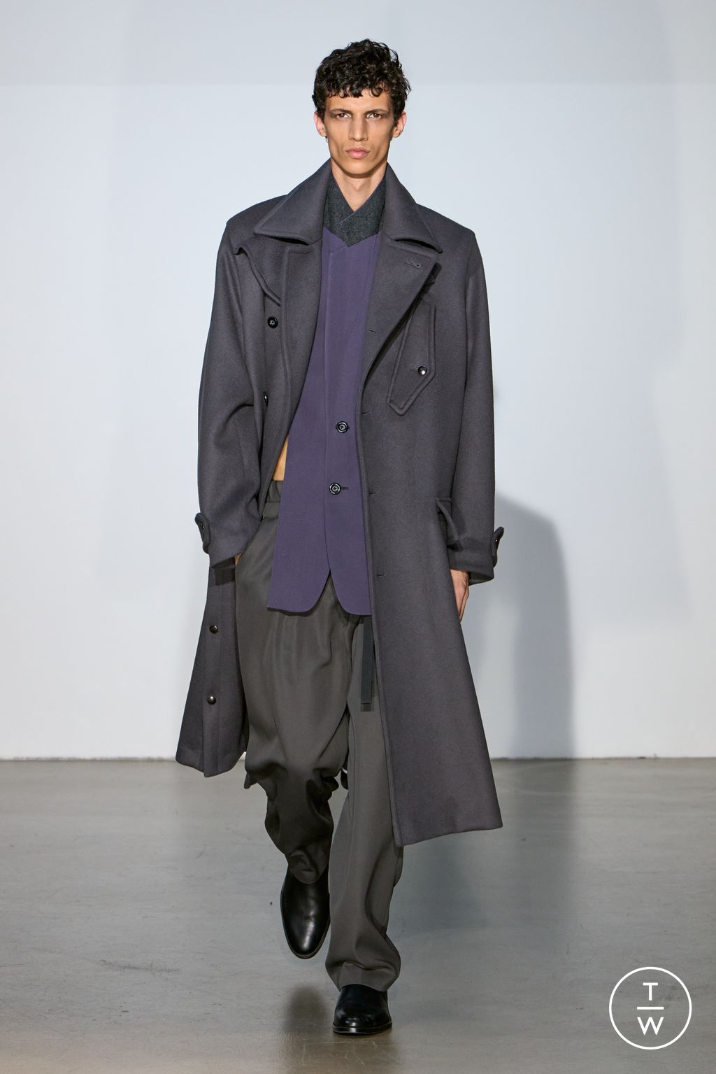 Fashion Week Paris Fall/Winter 2024 look 23 from the Ujoh collection womenswear