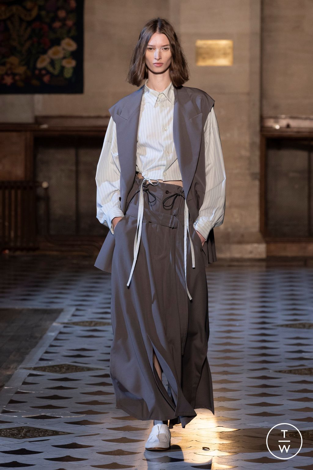 Fashion Week Paris Spring/Summer 2024 look 5 from the Ujoh collection 女装