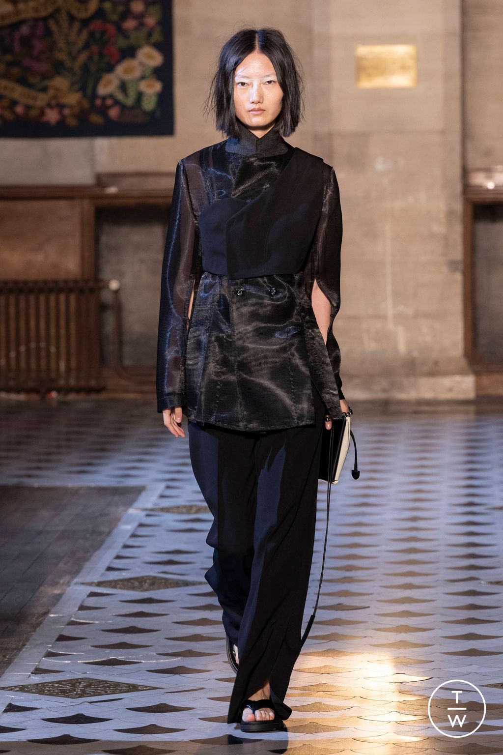 Fashion Week Paris Spring/Summer 2024 look 26 from the Ujoh collection womenswear