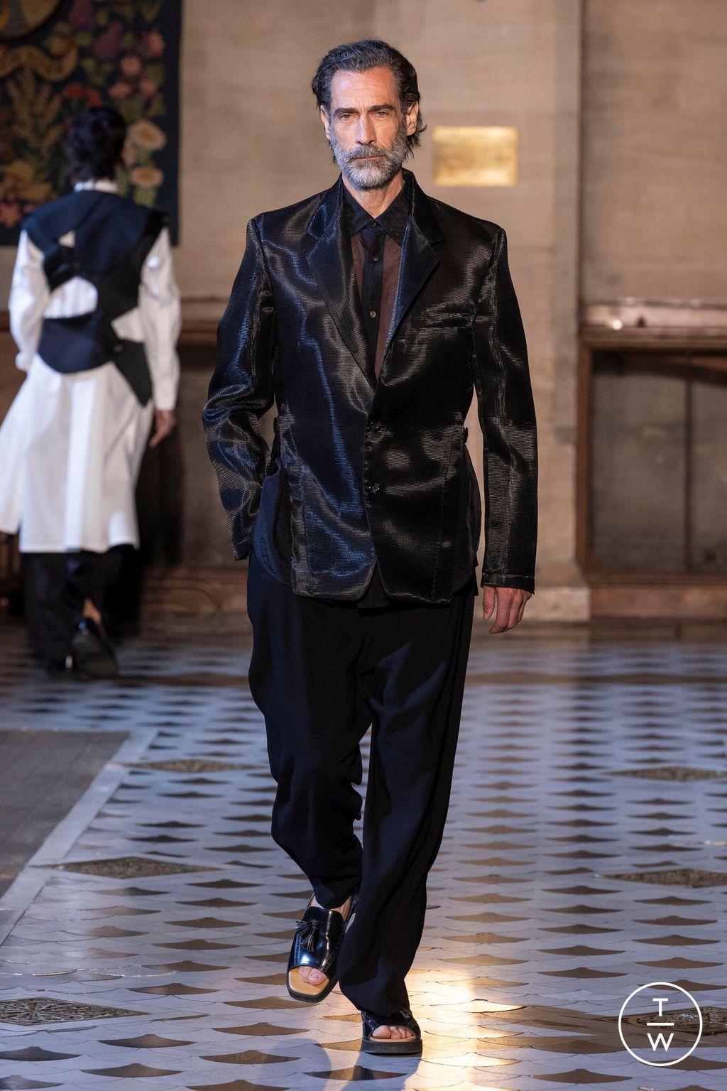 Fashion Week Paris Spring/Summer 2024 look 32 from the Ujoh collection womenswear