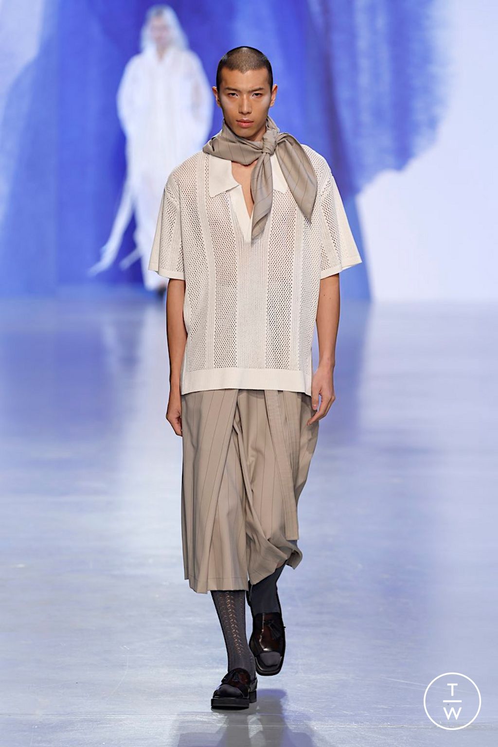 Fashion Week Paris Spring/Summer 2026 look 4 from the Ujoh collection womenswear