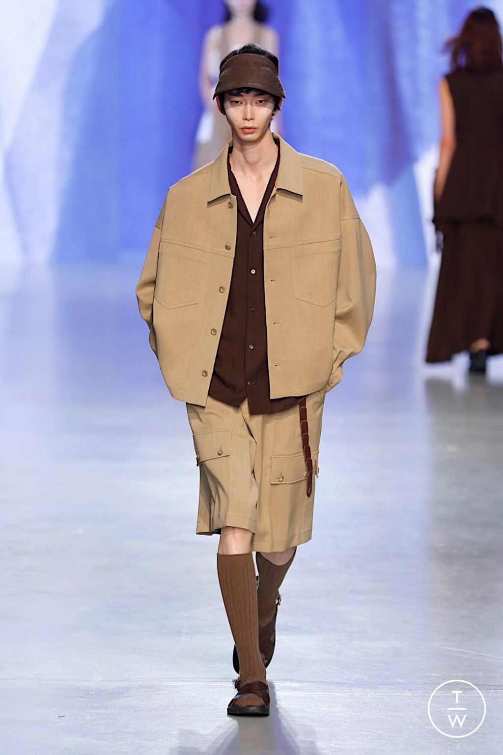 Fashion Week Paris Spring/Summer 2026 look 16 from the Ujoh collection womenswear