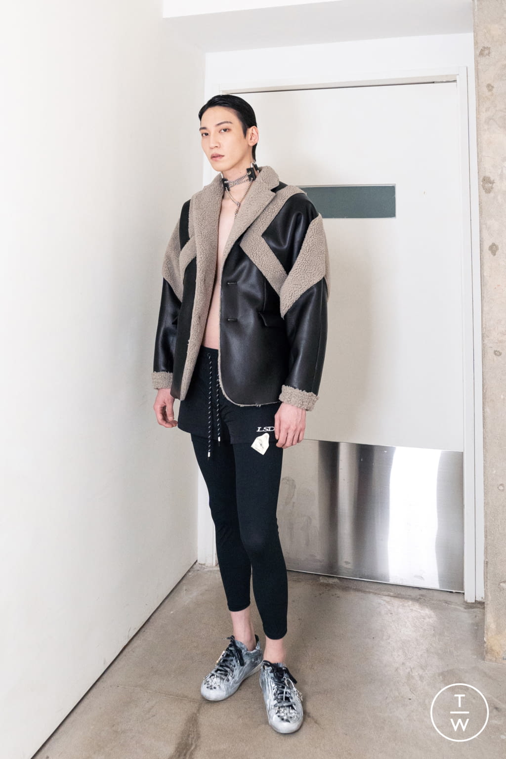 Fashion Week New York Fall/Winter 2021 look 45 from the Concept Korea collection womenswear