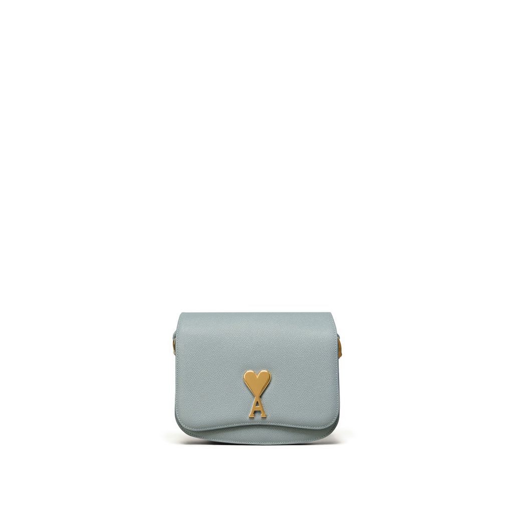 Fashion Week Paris Fall/Winter 2024 look 2 from the Ami collection 男装配饰