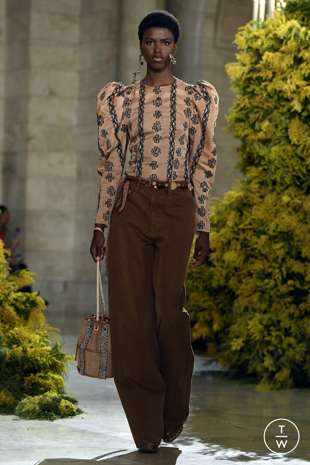 Fashion Week New York Fall/Winter 2022 look 34 from the Ulla Johnson collection womenswear