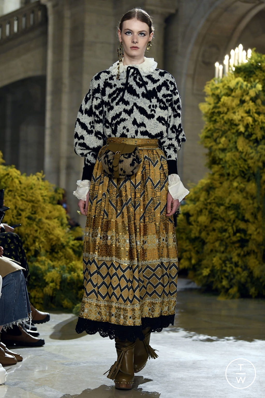Fashion Week New York Fall/Winter 2022 look 45 from the Ulla Johnson collection 女装