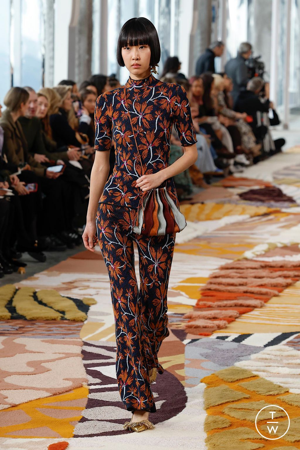Fashion Week New York Fall/Winter 2023 look 37 from the Ulla Johnson collection 女装