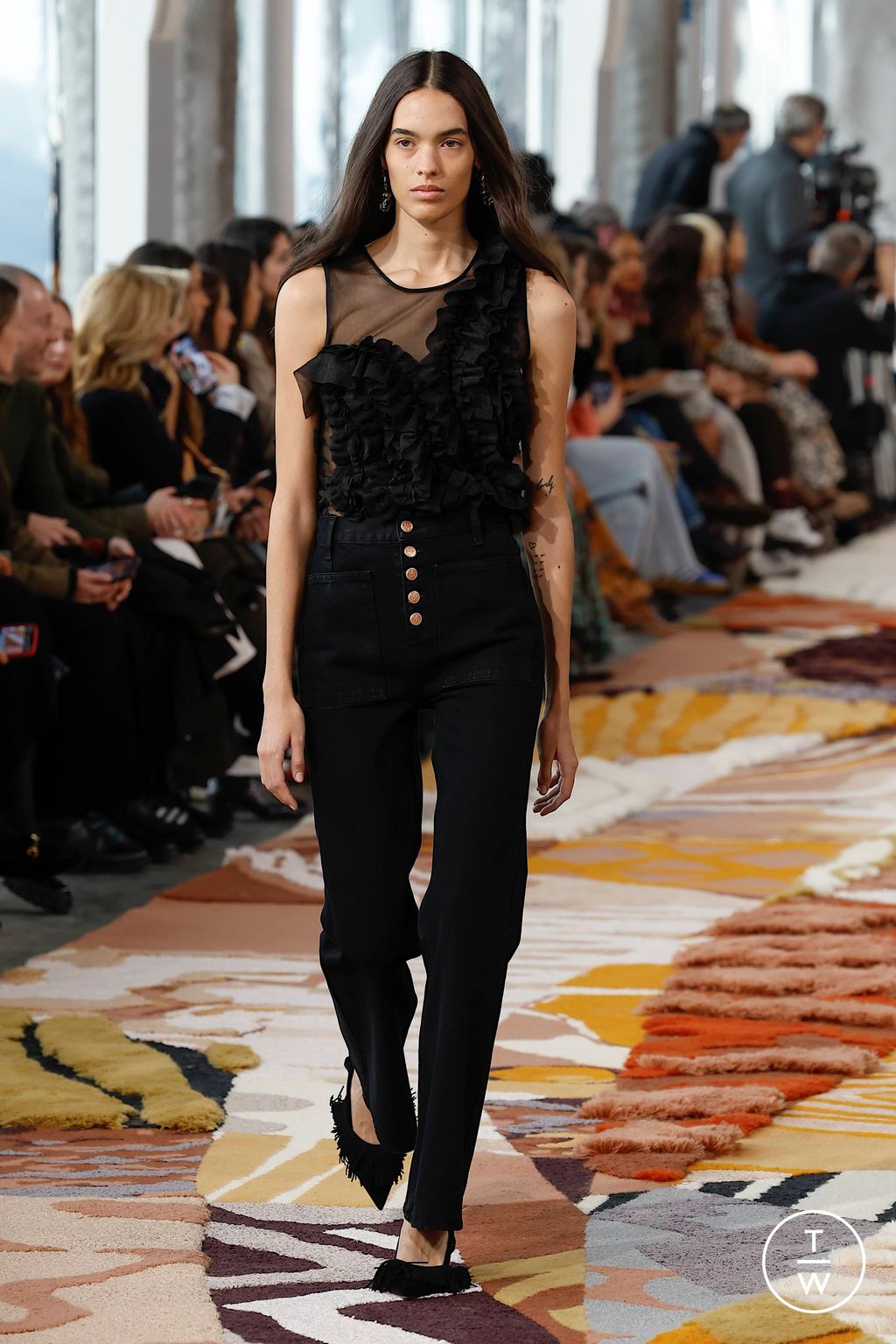 Fashion Week New York Fall/Winter 2023 look 38 from the Ulla Johnson collection 女装