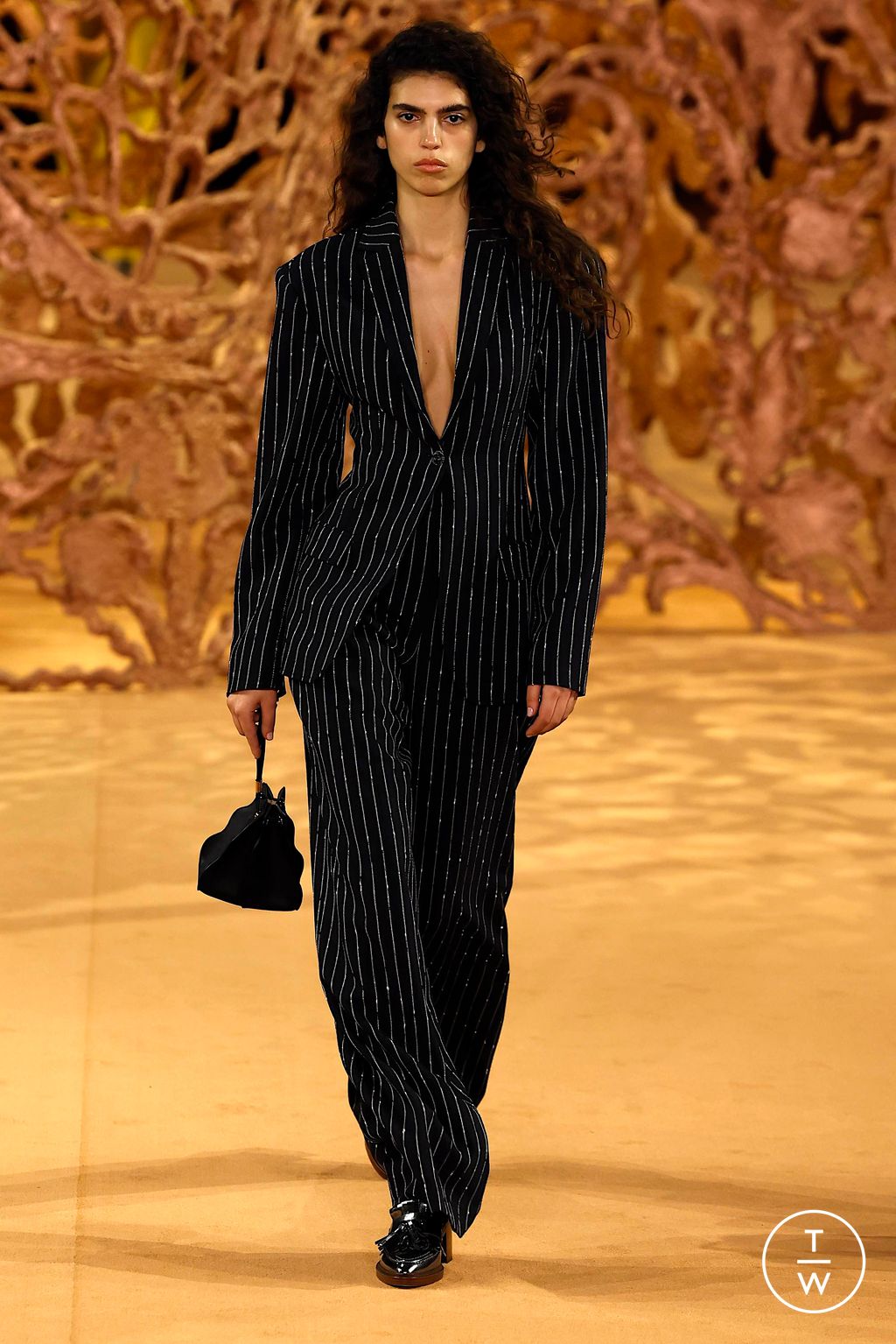 Fashion Week New York Fall/Winter 2024 look 3 from the Ulla Johnson collection 女装