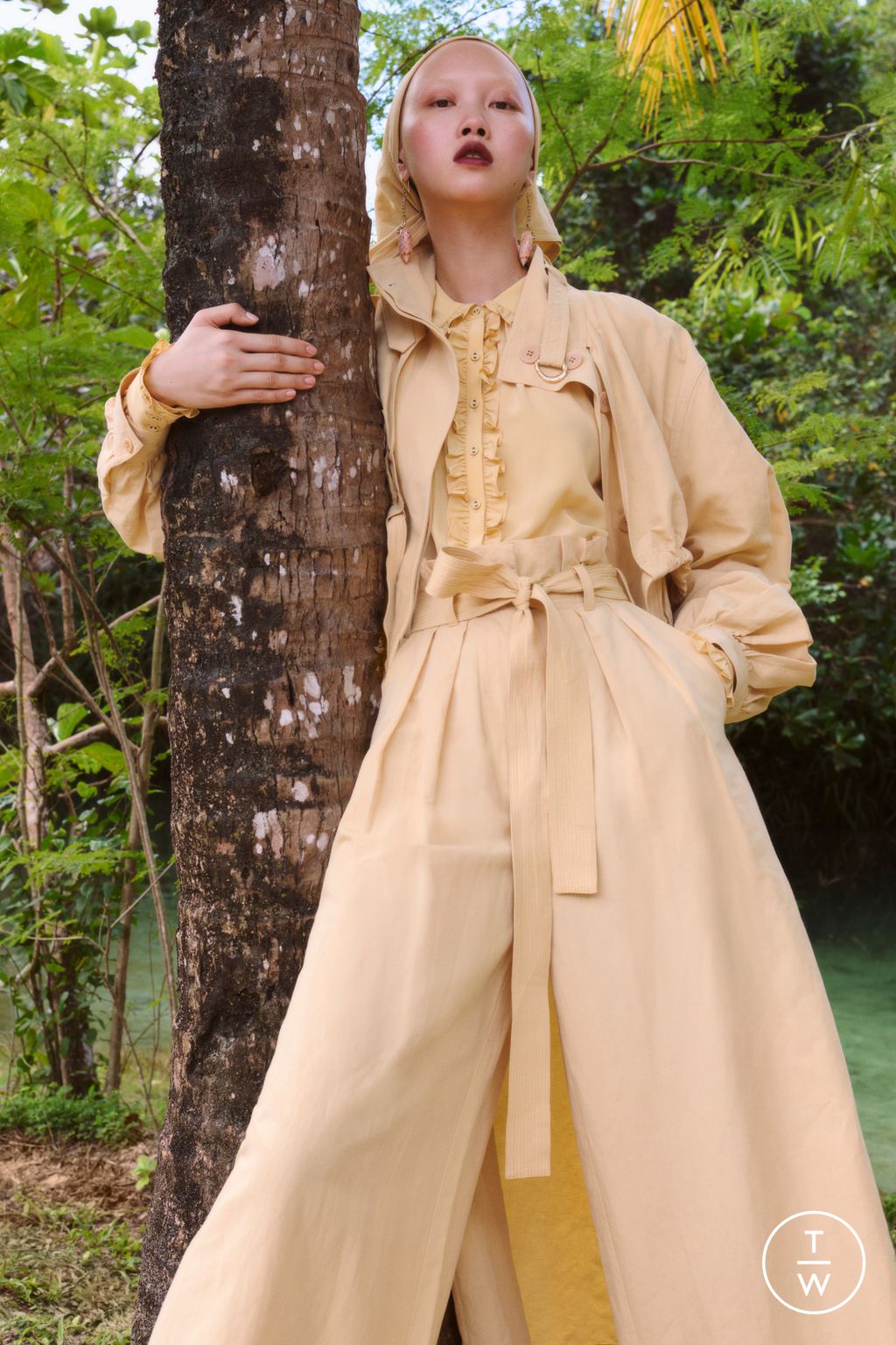 Fashion Week New York Pre-Fall 2023 look 25 from the Ulla Johnson collection 女装