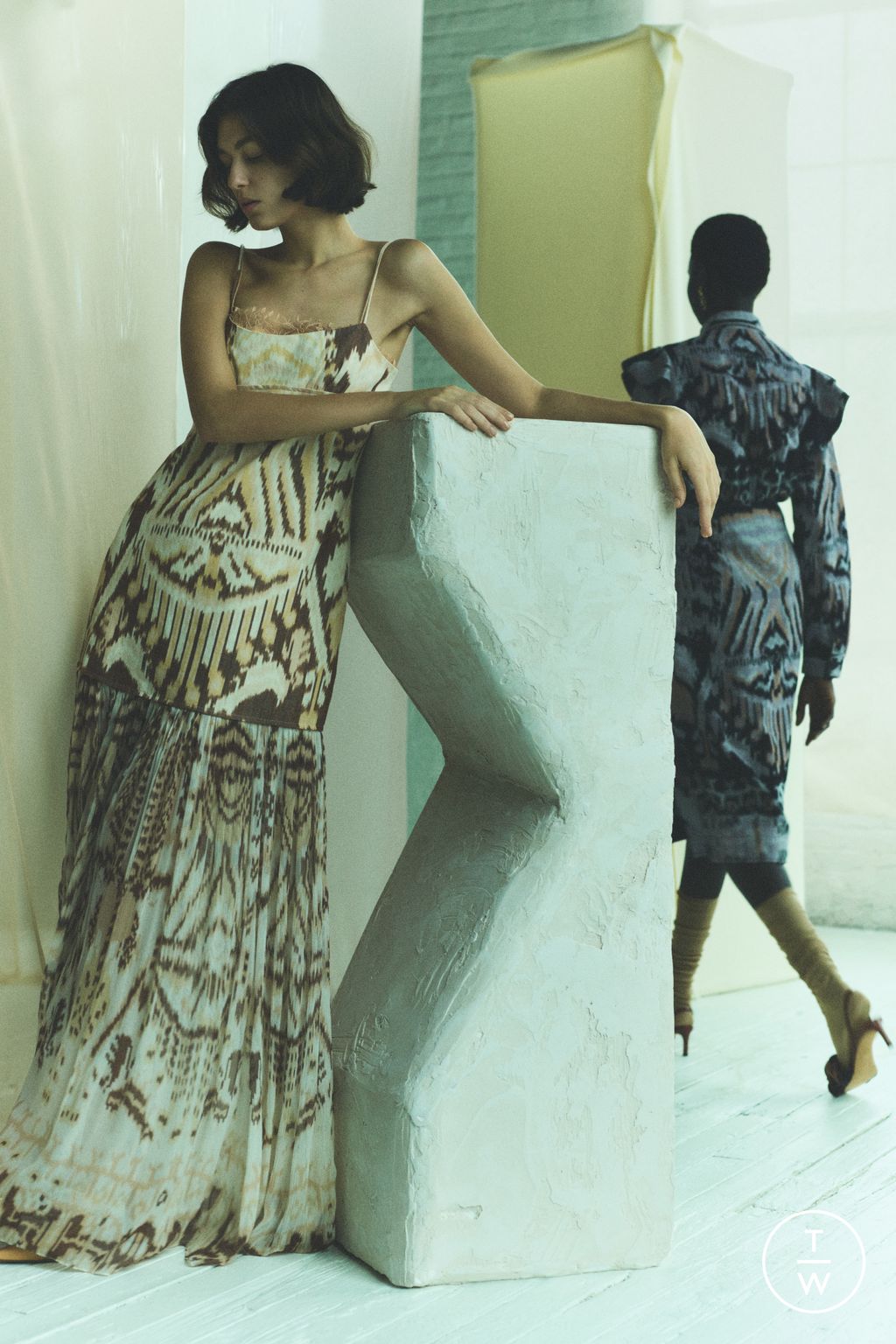 Fashion Week New York Pre-Fall 2025 look 22 de la collection Ulla Johnson womenswear