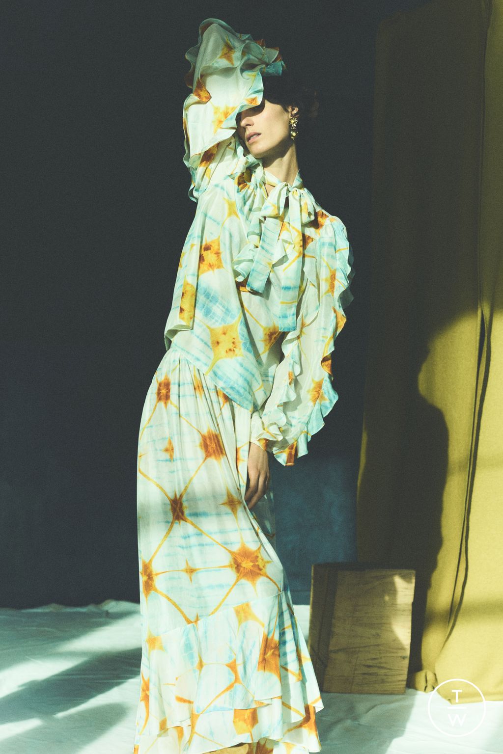 Fashion Week New York Pre-Fall 2025 look 28 from the Ulla Johnson collection womenswear