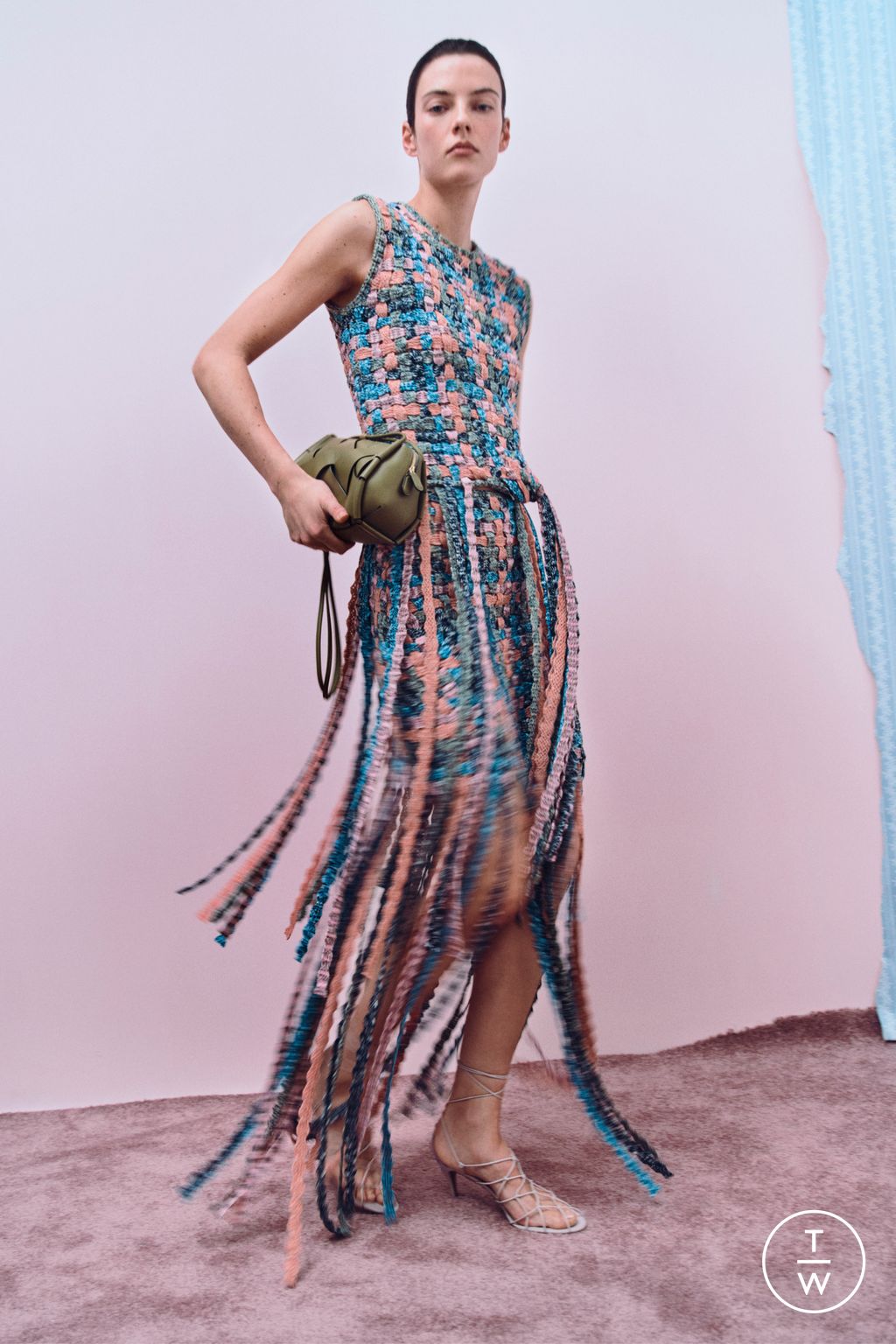 Fashion Week New York Pre-Fall 2026 look 27 from the Ulla Johnson collection 女装