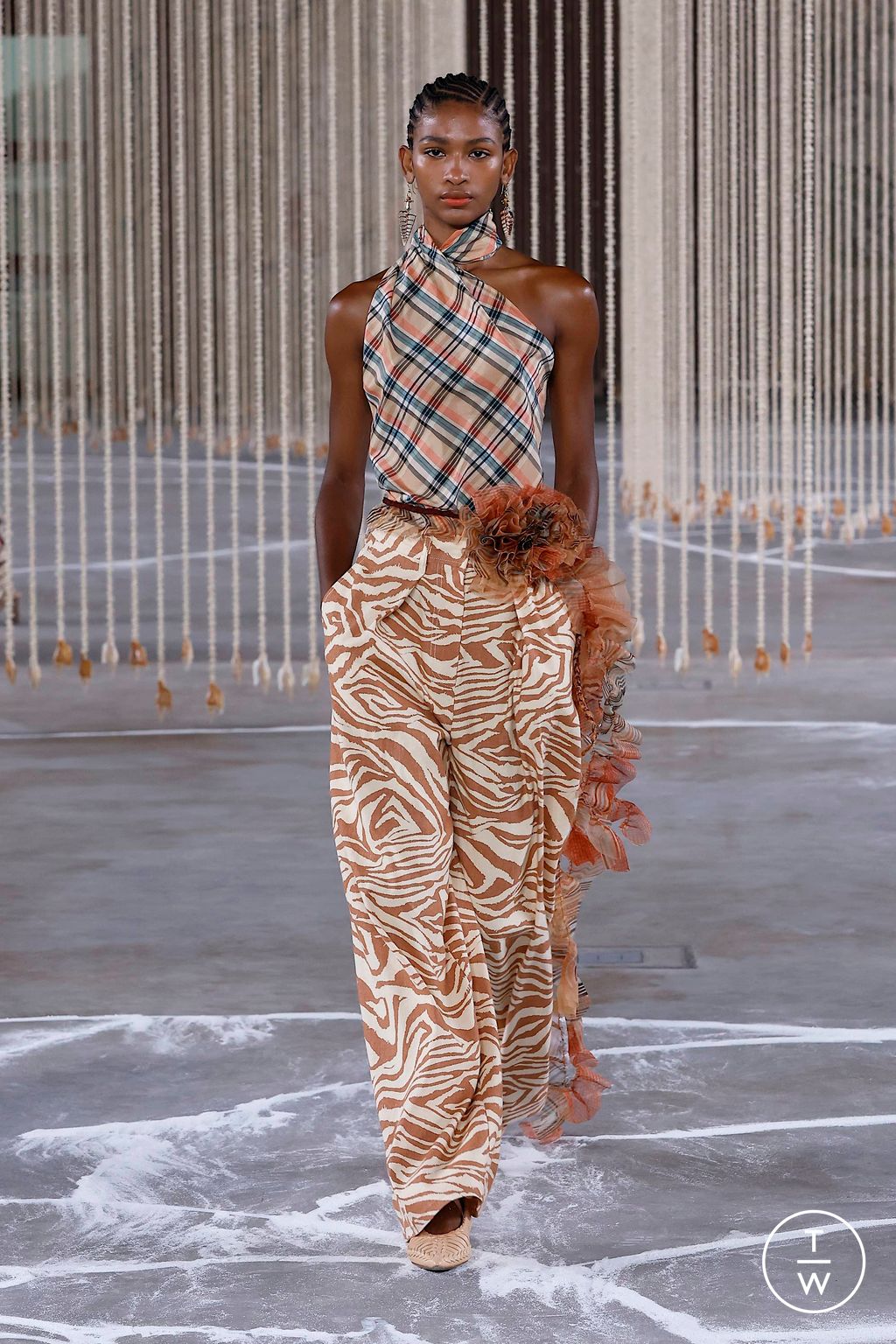 Fashion Week New York Spring/Summer 2024 look 29 from the Ulla Johnson collection 女装