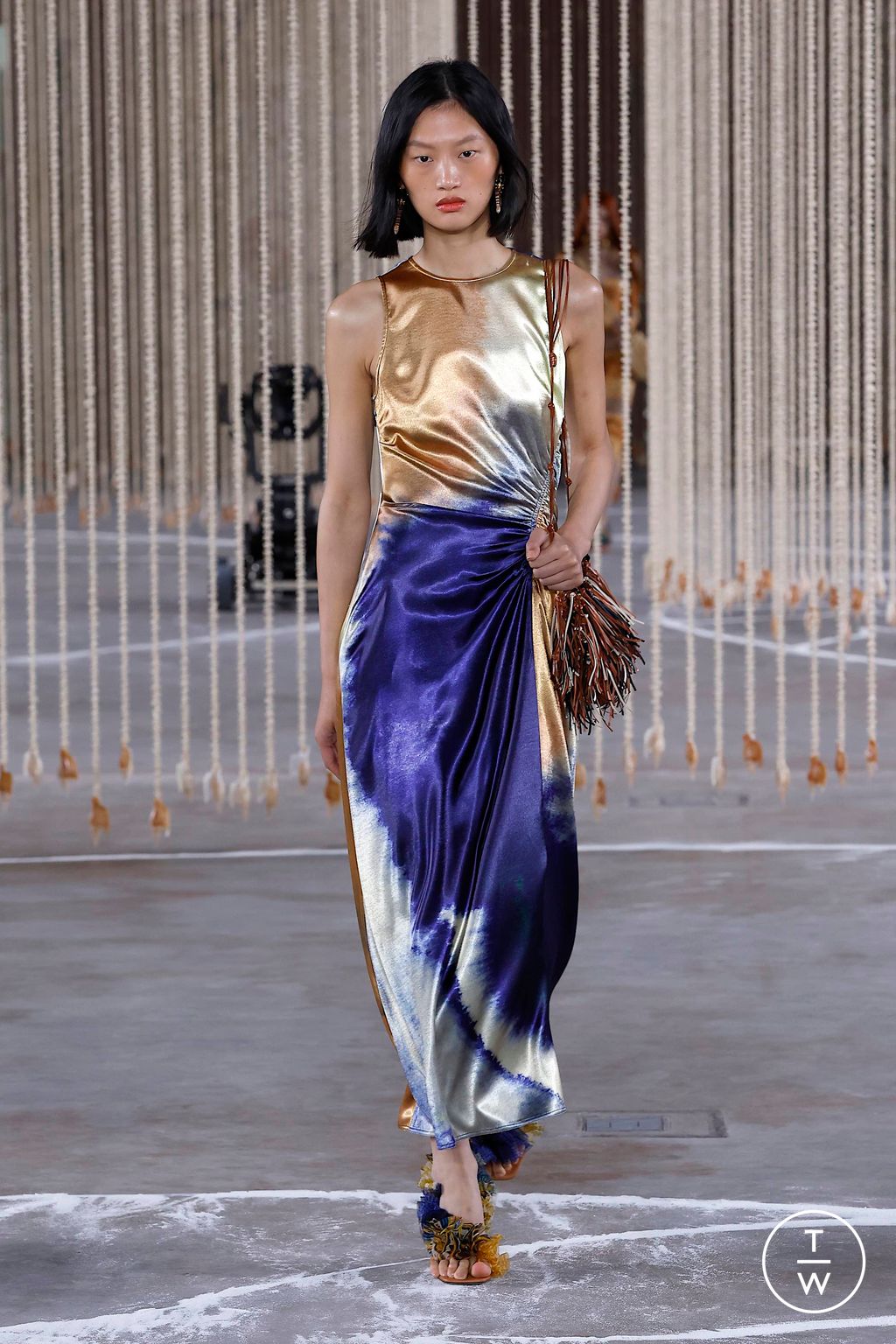 Fashion Week New York Spring/Summer 2024 look 41 from the Ulla Johnson collection 女装