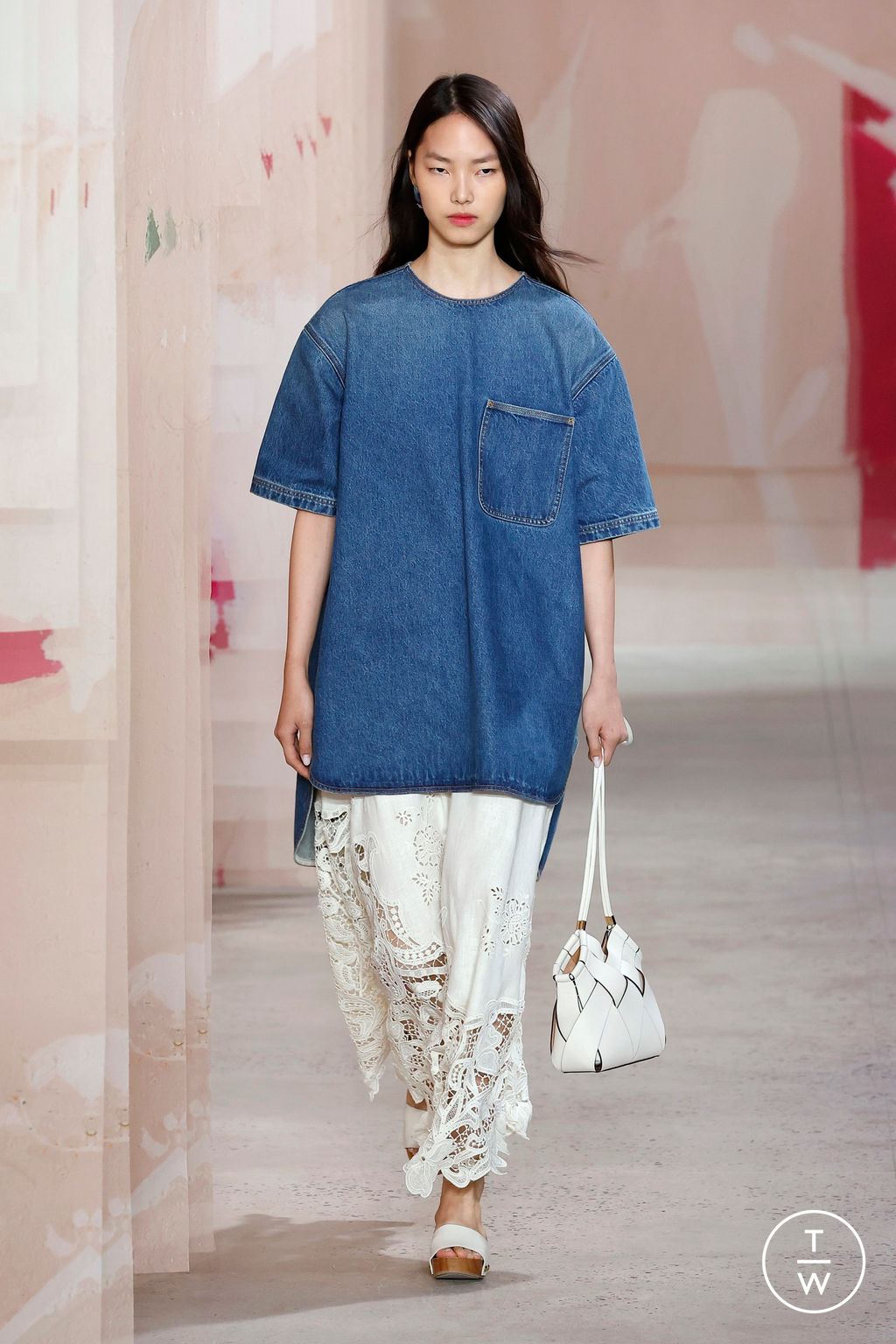 Fashion Week New York Spring/Summer 2025 look 42 from the Ulla Johnson collection womenswear