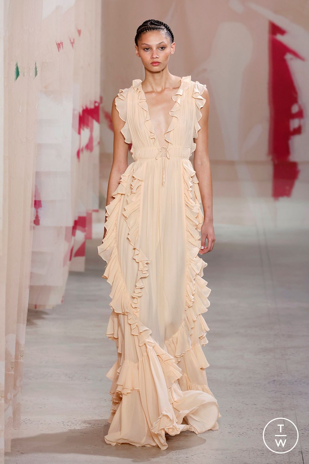 Fashion Week New York Spring/Summer 2025 look 53 from the Ulla Johnson collection 女装