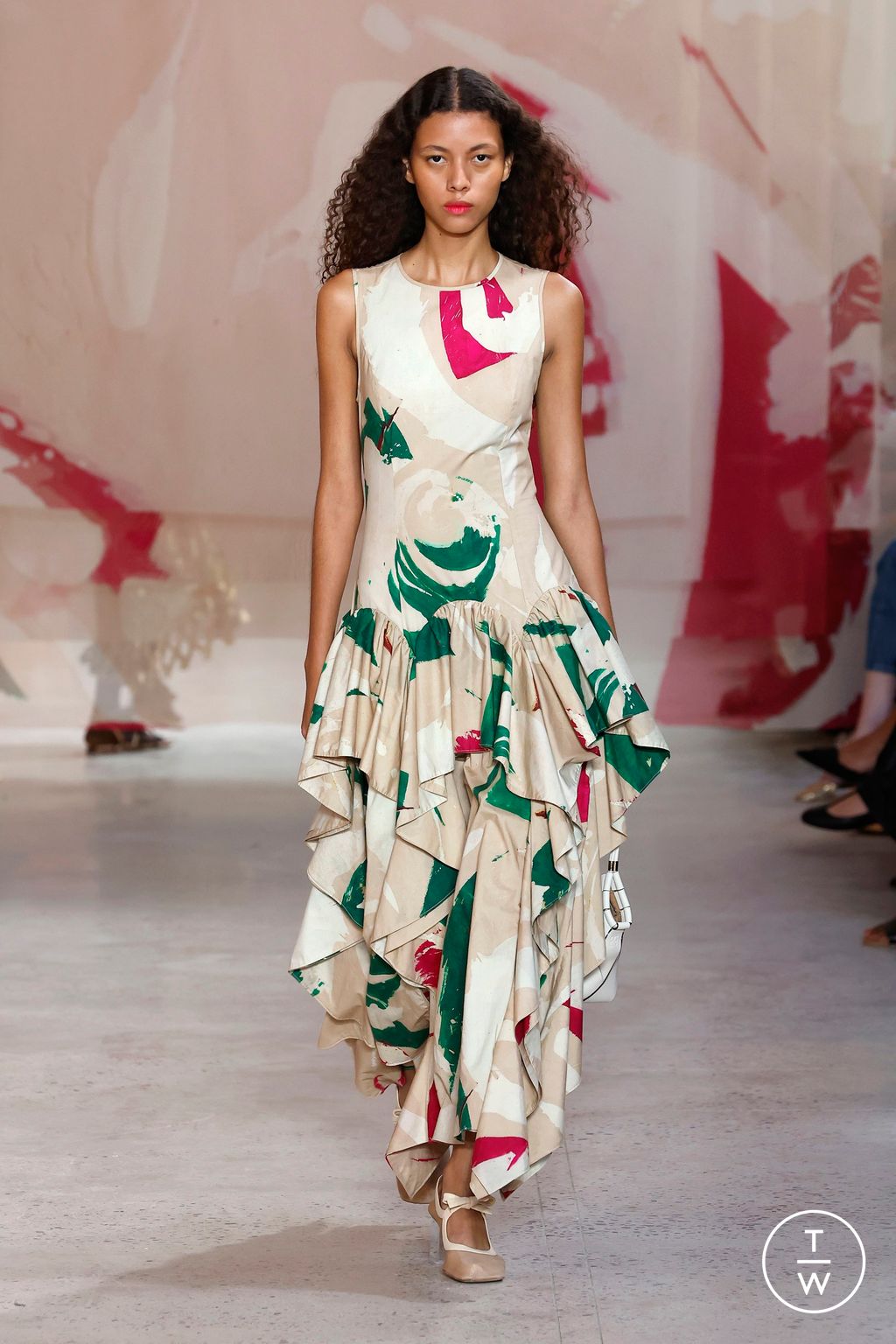 Fashion Week New York Spring/Summer 2025 look 58 from the Ulla Johnson collection 女装