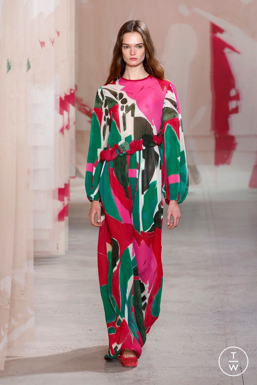 Fashion Week New York Spring/Summer 2025 look 59 from the Ulla Johnson collection 女装