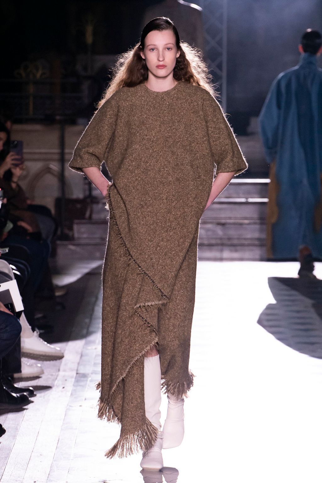 Fashion Week Paris Fall/Winter 2023 look 19 de la collection Uma Wang womenswear
