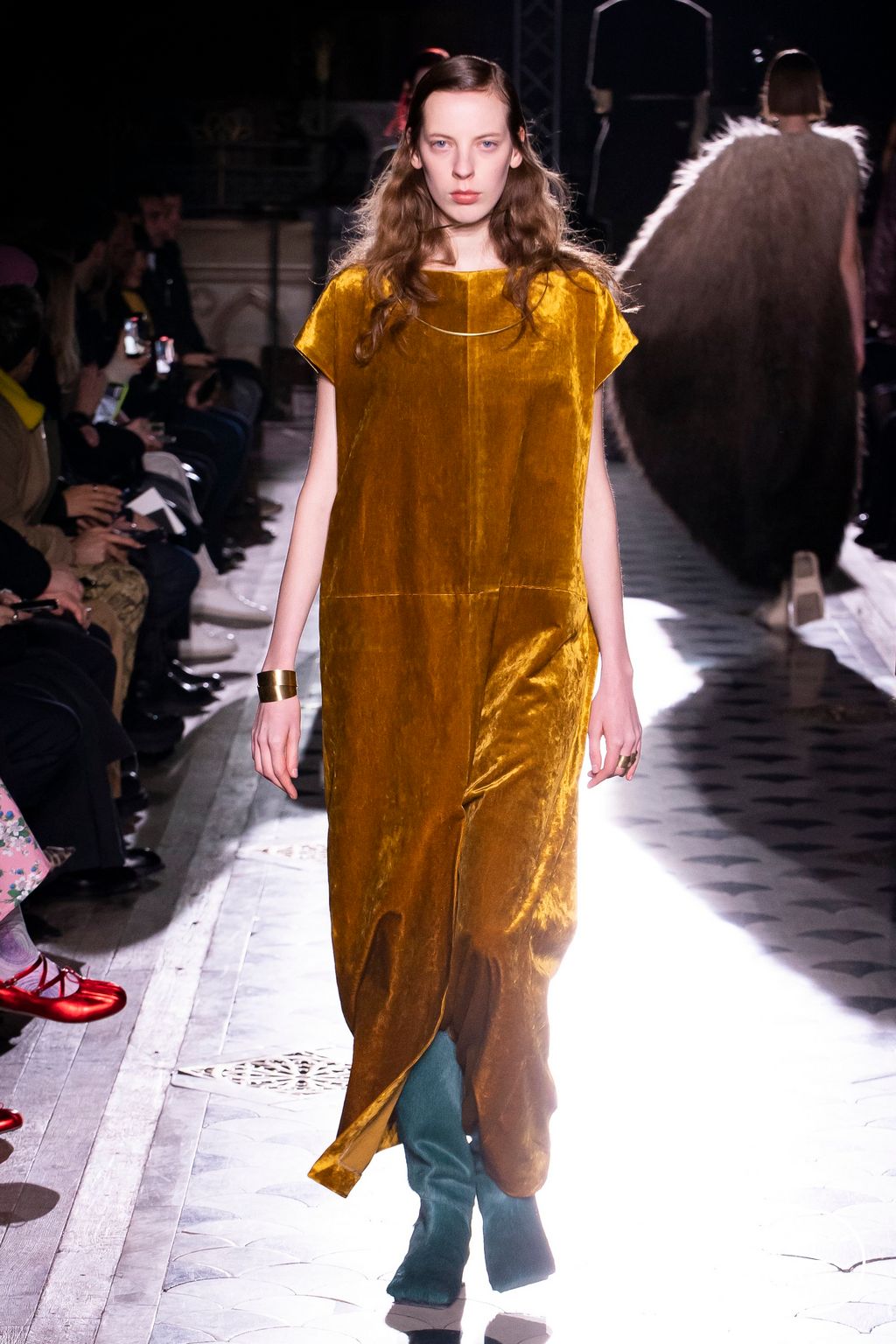 Fashion Week Paris Fall/Winter 2023 look 25 de la collection Uma Wang womenswear