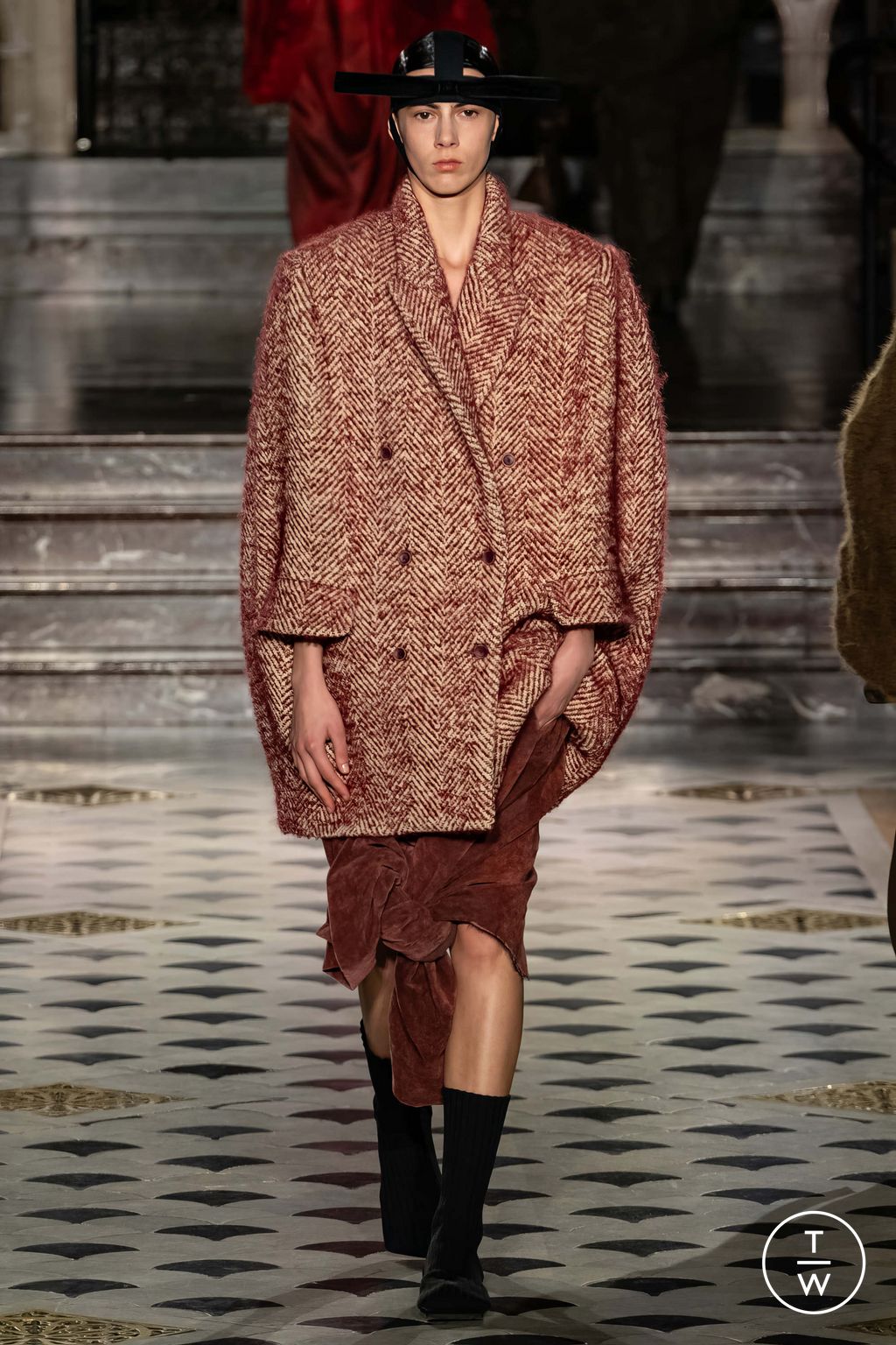 Fashion Week Paris Fall/Winter 2024 look 26 from the Uma Wang collection 女装