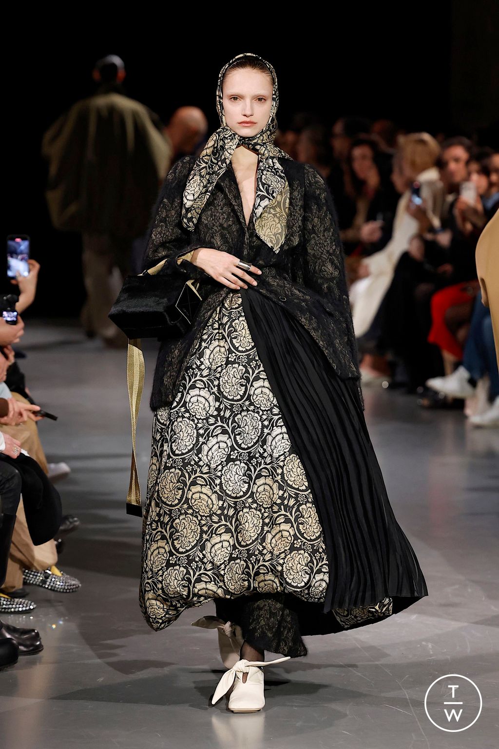 Fashion Week Paris Fall/Winter 2025 look 7 from the Uma Wang collection womenswear