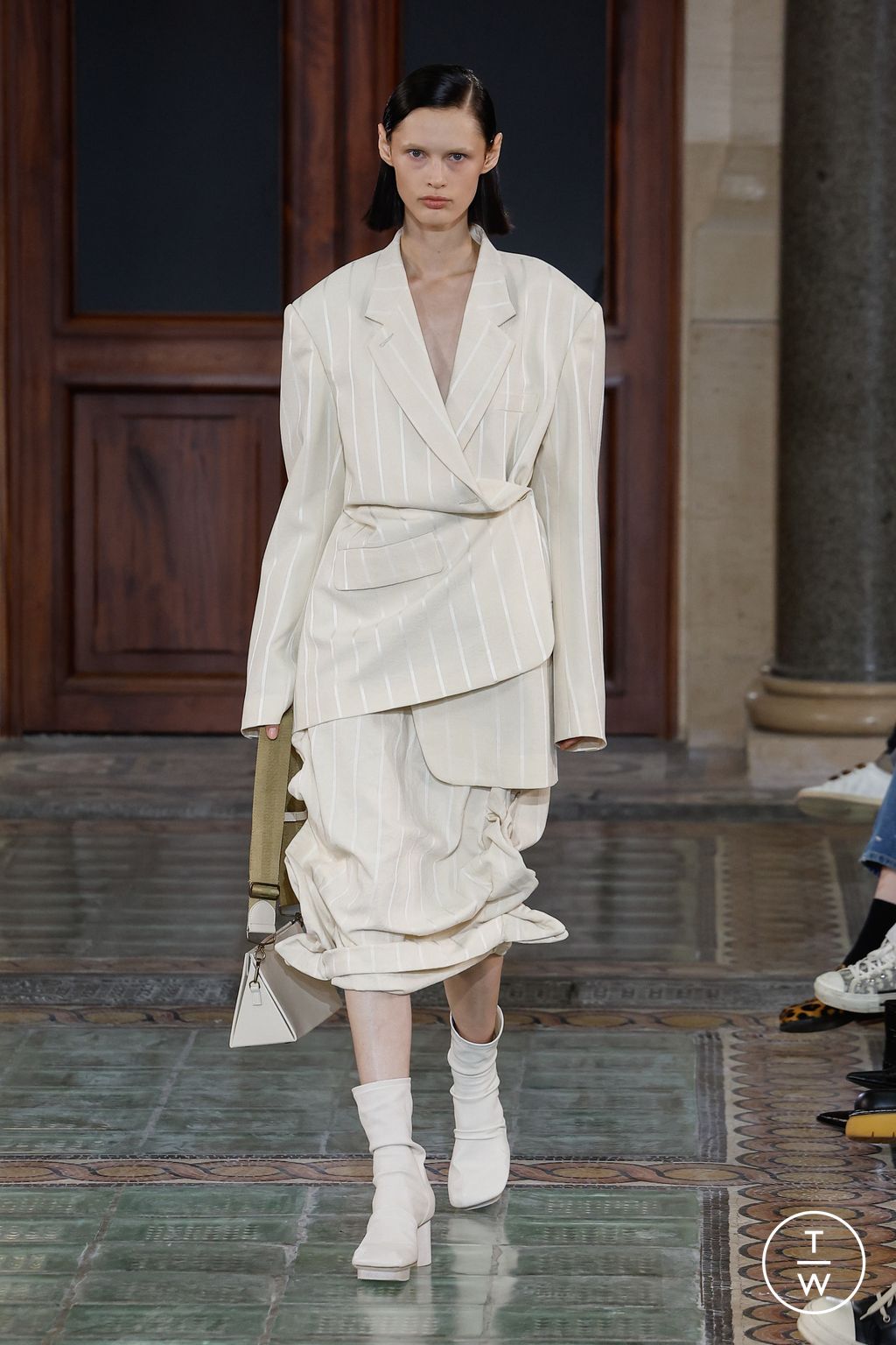 Fashion Week Paris Spring/Summer 2024 look 2 from the Uma Wang collection 女装