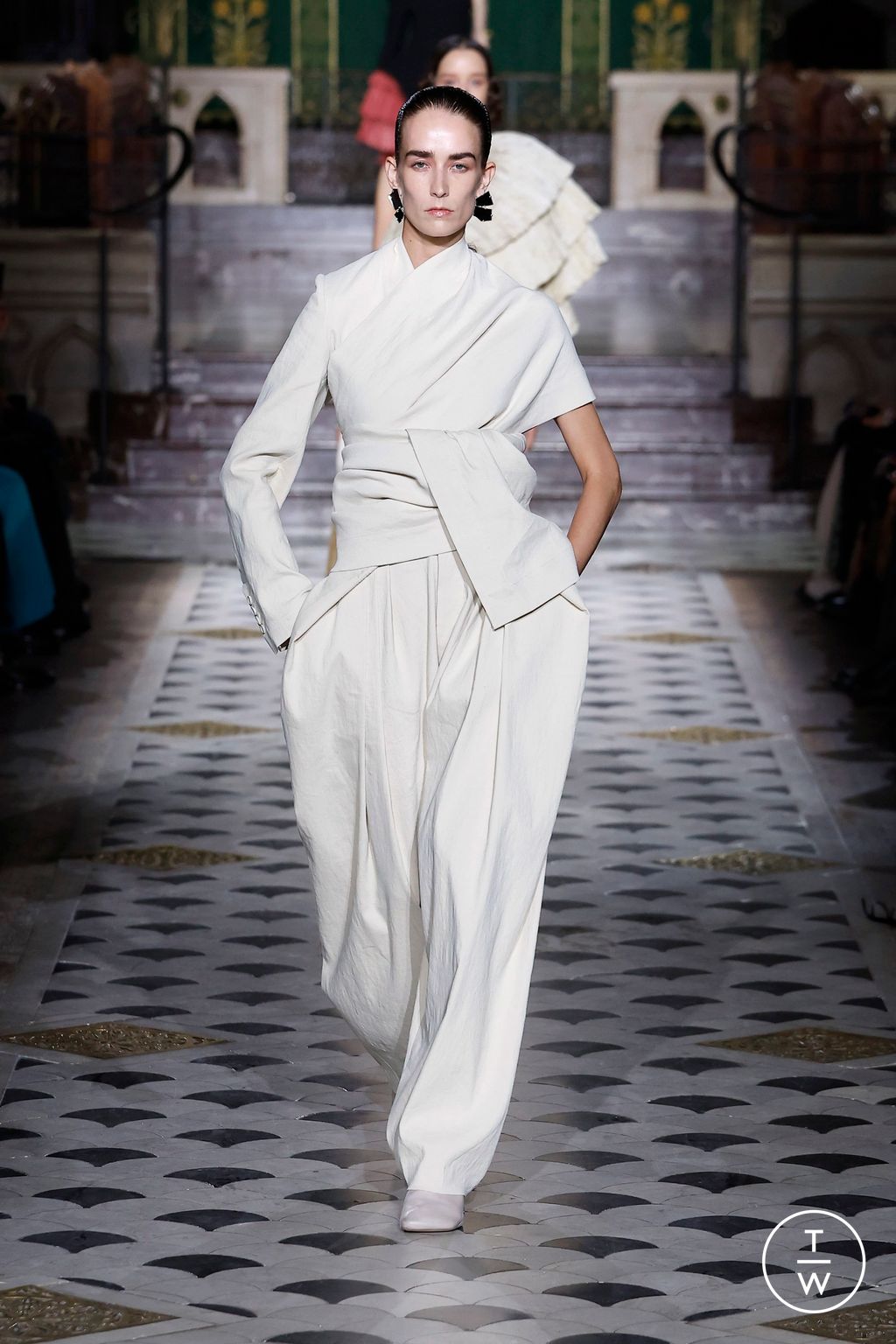 Fashion Week Paris Spring/Summer 2025 look 1 from the Uma Wang collection womenswear
