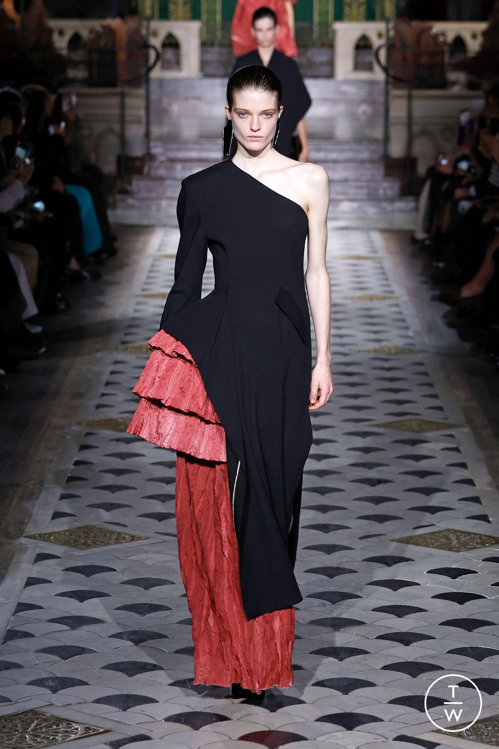 Fashion Week Paris Spring-Summer 2025 look 3 from the Uma Wang collection 女装