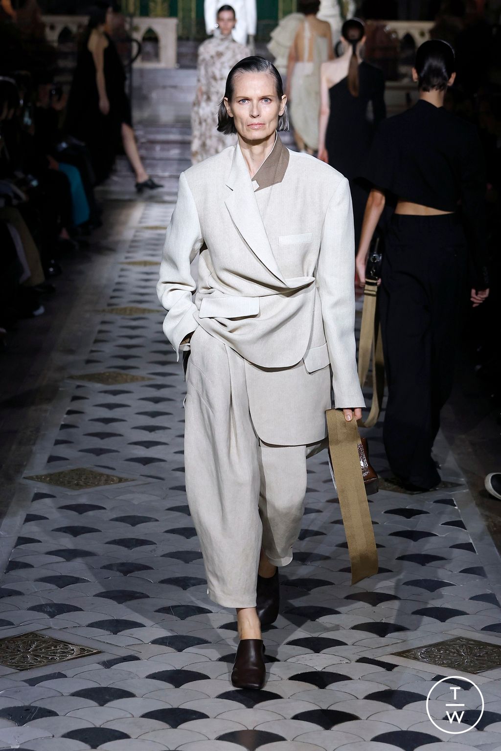 Fashion Week Paris Spring-Summer 2025 look 12 from the Uma Wang collection womenswear