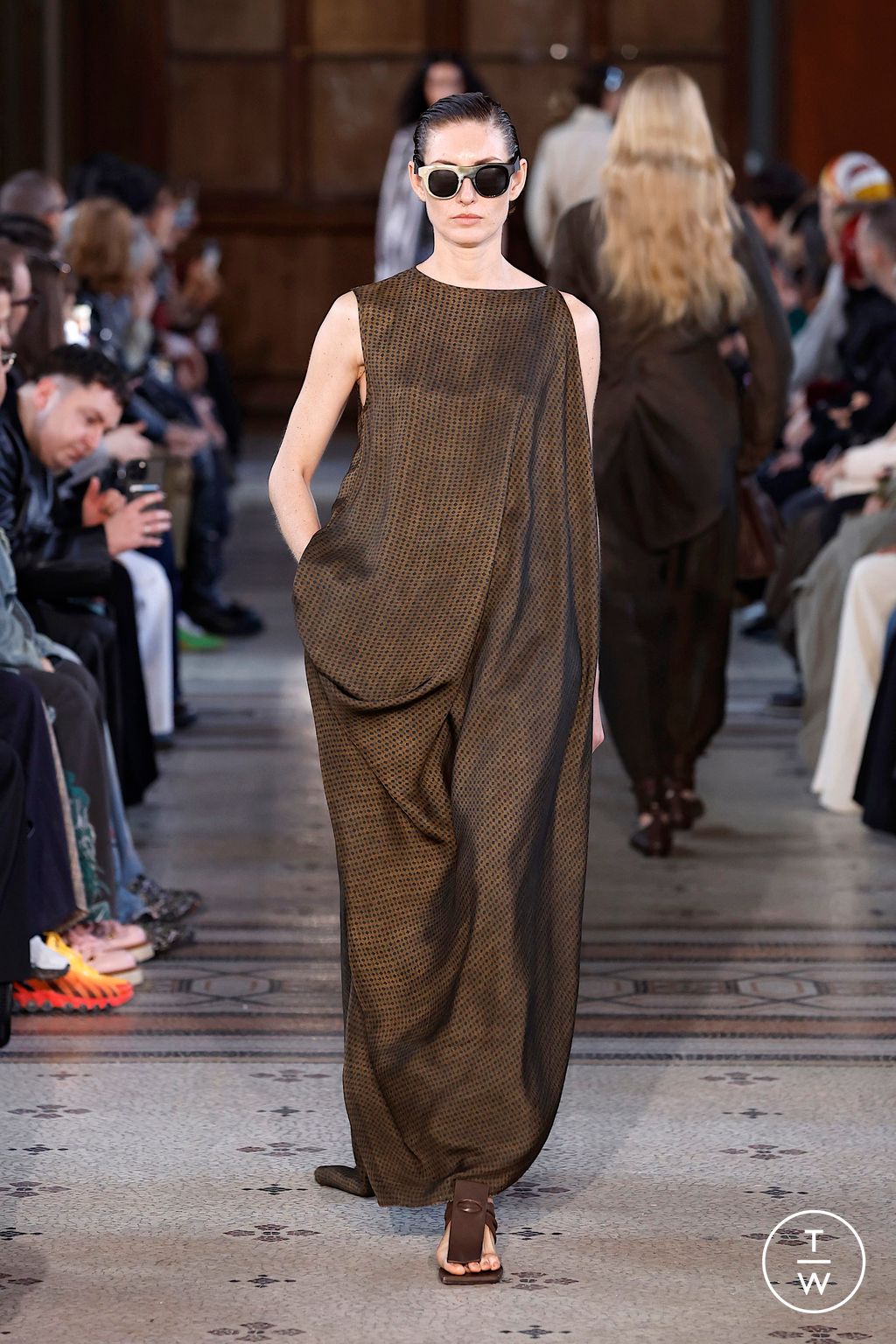 Fashion Week Paris Spring/Summer 2026 look 27 from the Uma Wang collection womenswear