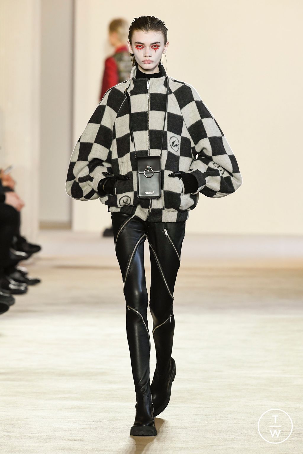 Fashion Week Paris Fall/Winter 2023 look 6 from the Undercover collection womenswear