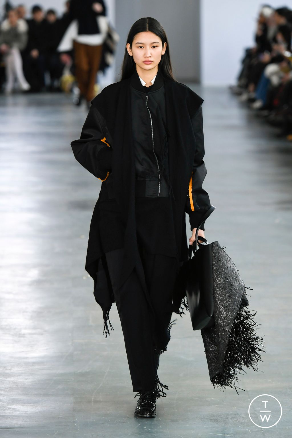 Fashion Week Paris Fall/Winter 2024 look 28 from the Undercover collection womenswear