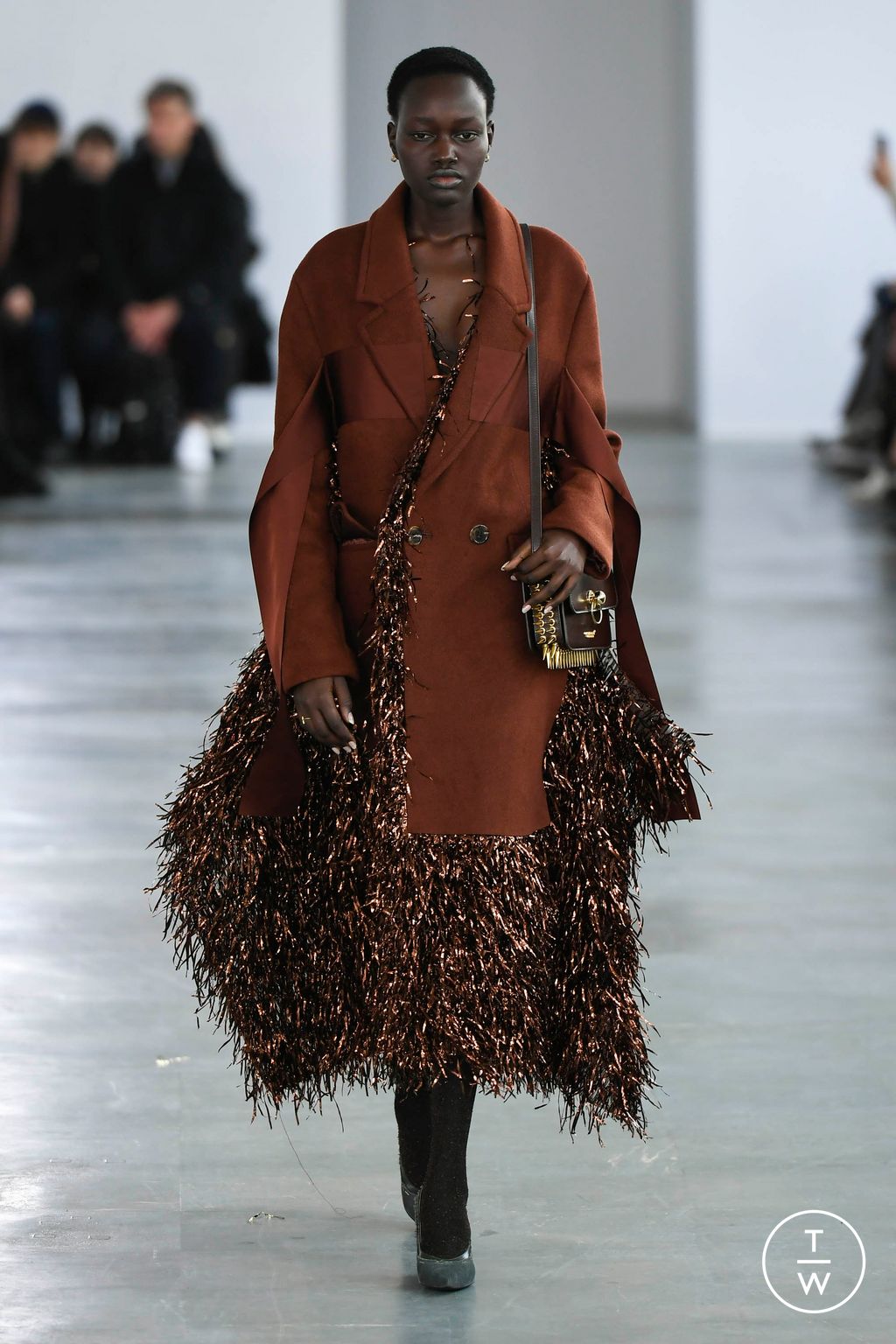 Fashion Week Paris Fall/Winter 2024 look 33 from the Undercover collection womenswear