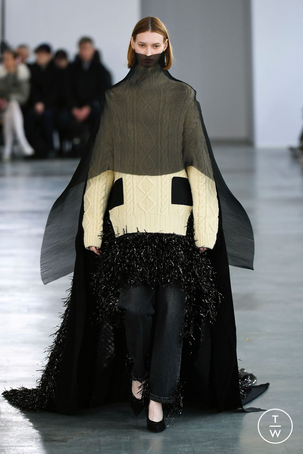 Fashion Week Paris Fall/Winter 2024 look 35 de la collection Undercover womenswear