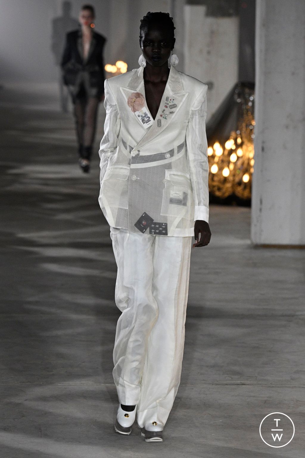 Fashion Week Paris Spring/Summer 2024 look 1 from the Undercover collection womenswear