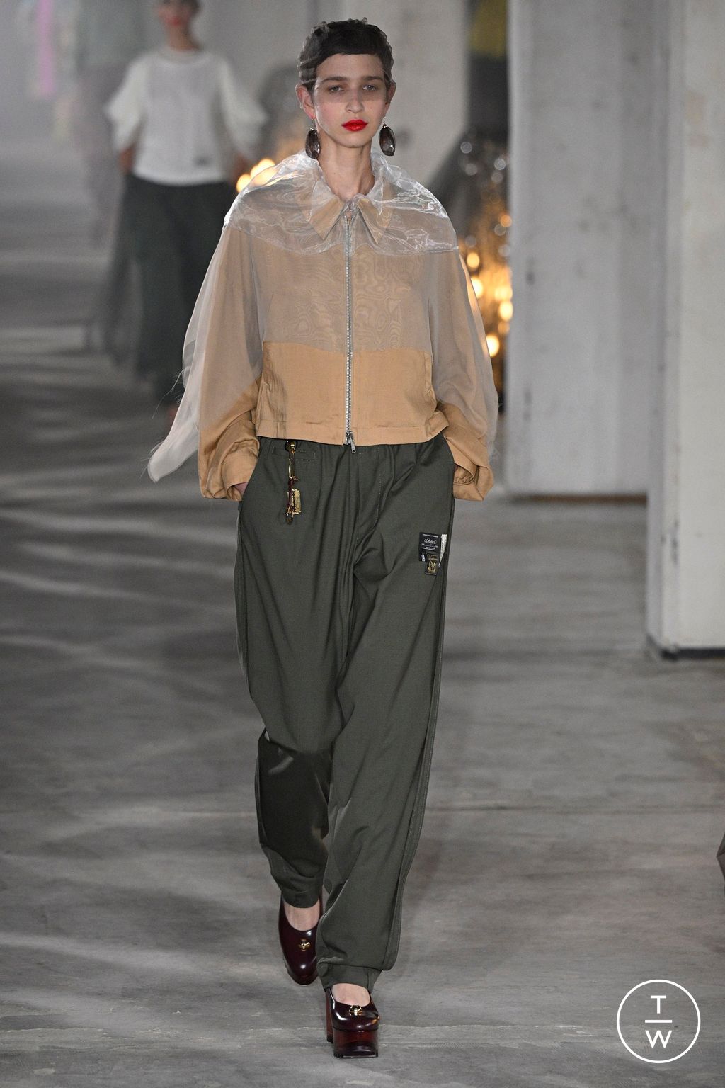 Fashion Week Paris Spring/Summer 2024 look 20 from the Undercover collection womenswear