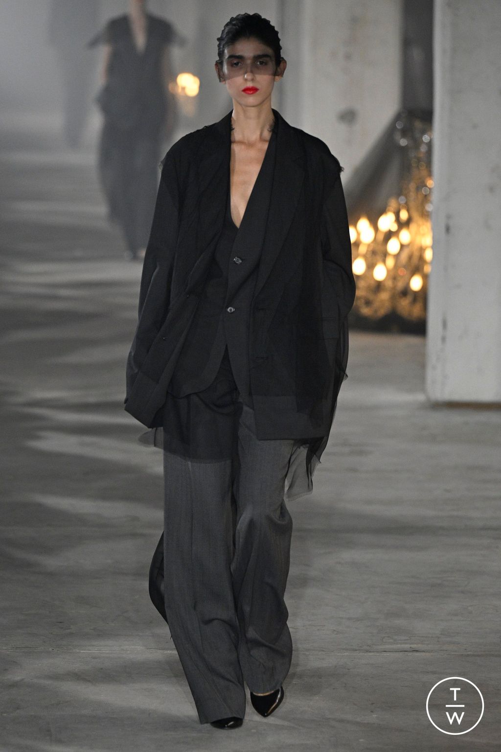 Fashion Week Paris Spring/Summer 2024 look 44 from the Undercover collection womenswear
