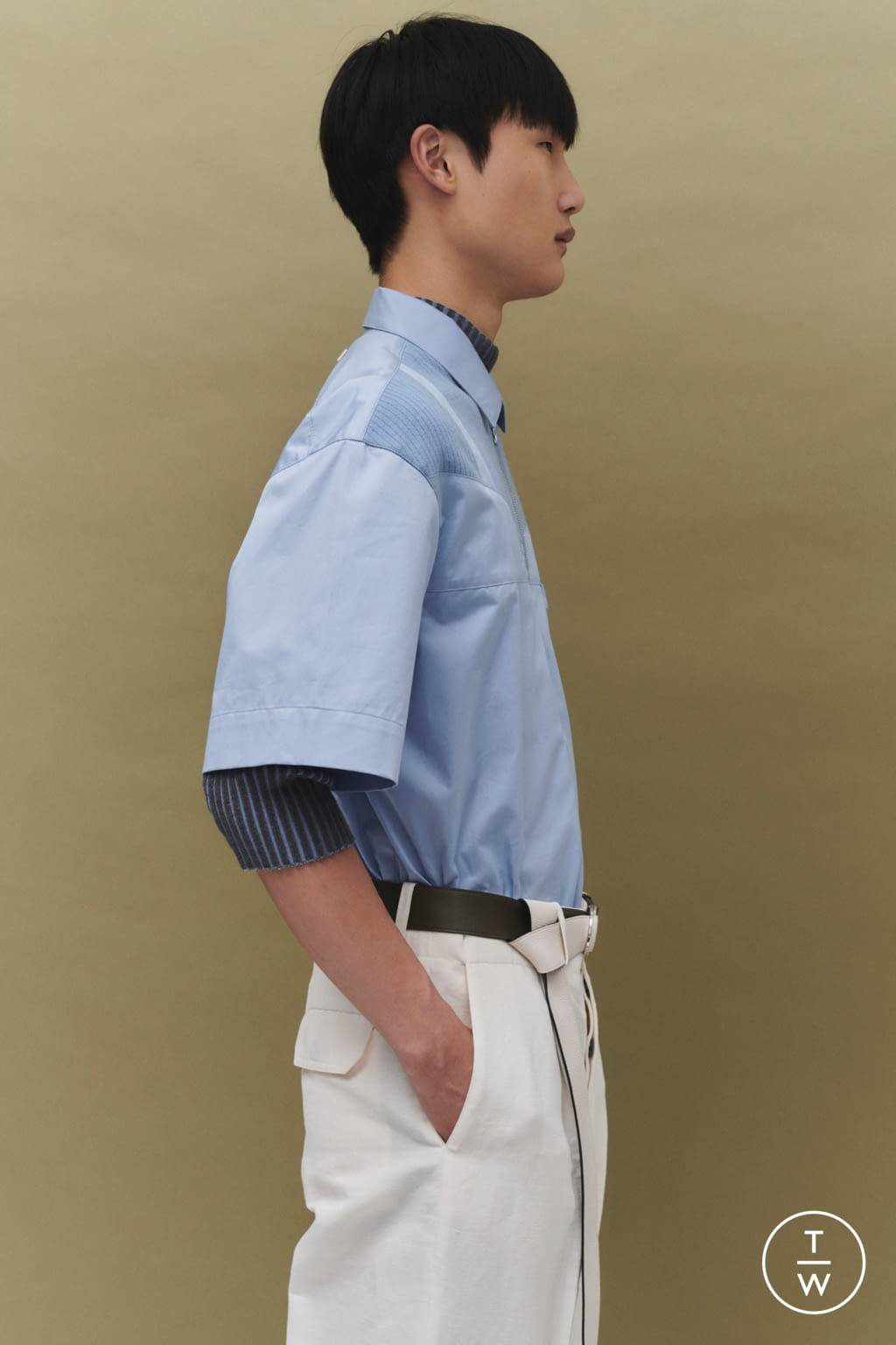 Fashion Week Paris Spring/Summer 2022 look 17 from the UNIFORME collection menswear