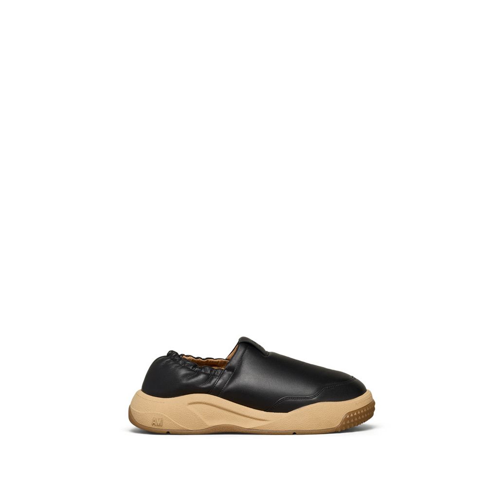 Fashion Week Paris Fall/Winter 2024 look 40 de la collection Ami menswear accessories