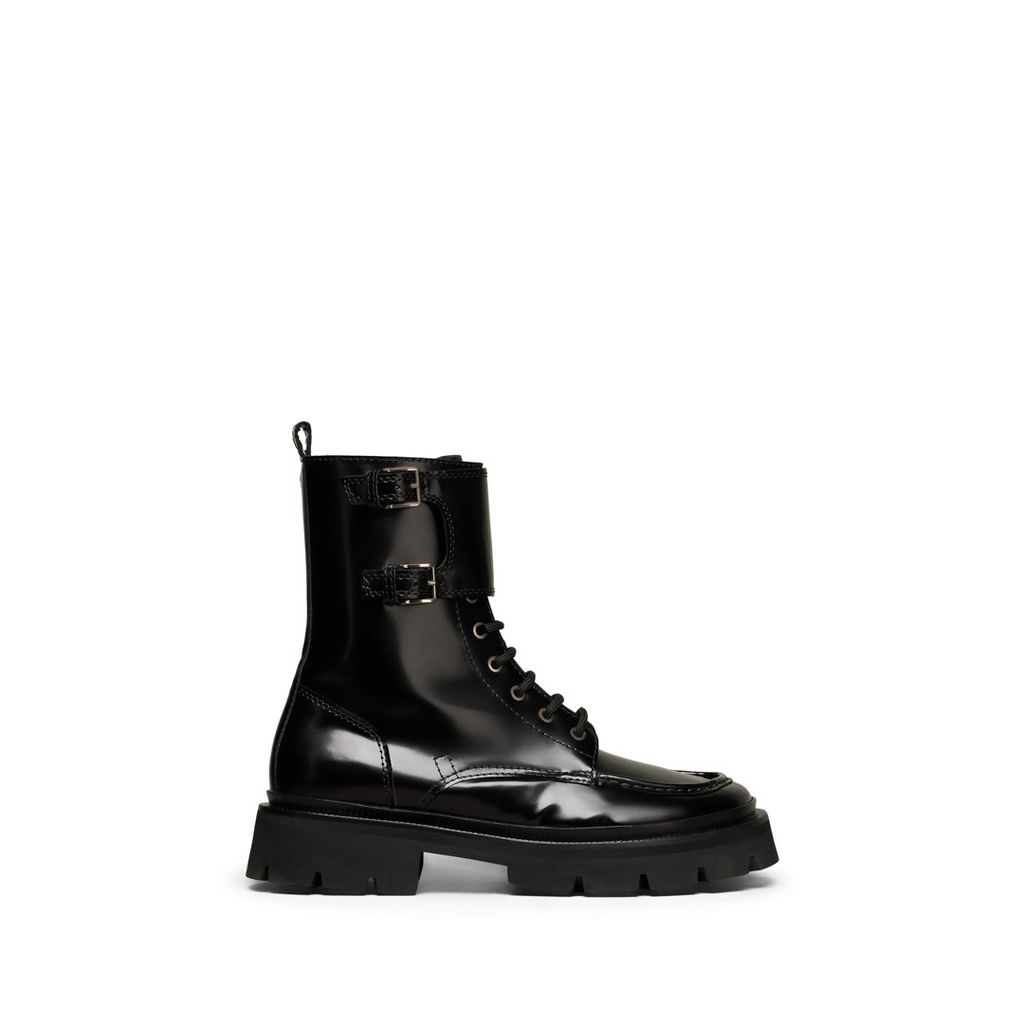 Fashion Week Paris Fall/Winter 2024 look 49 from the Ami collection menswear accessories