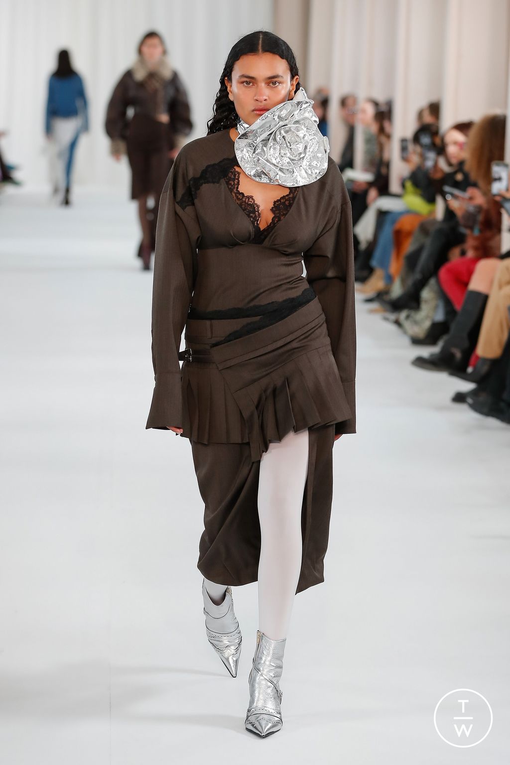 Fashion Week Paris Fall/Winter 2023 look 4 from the Vaillant collection 女装