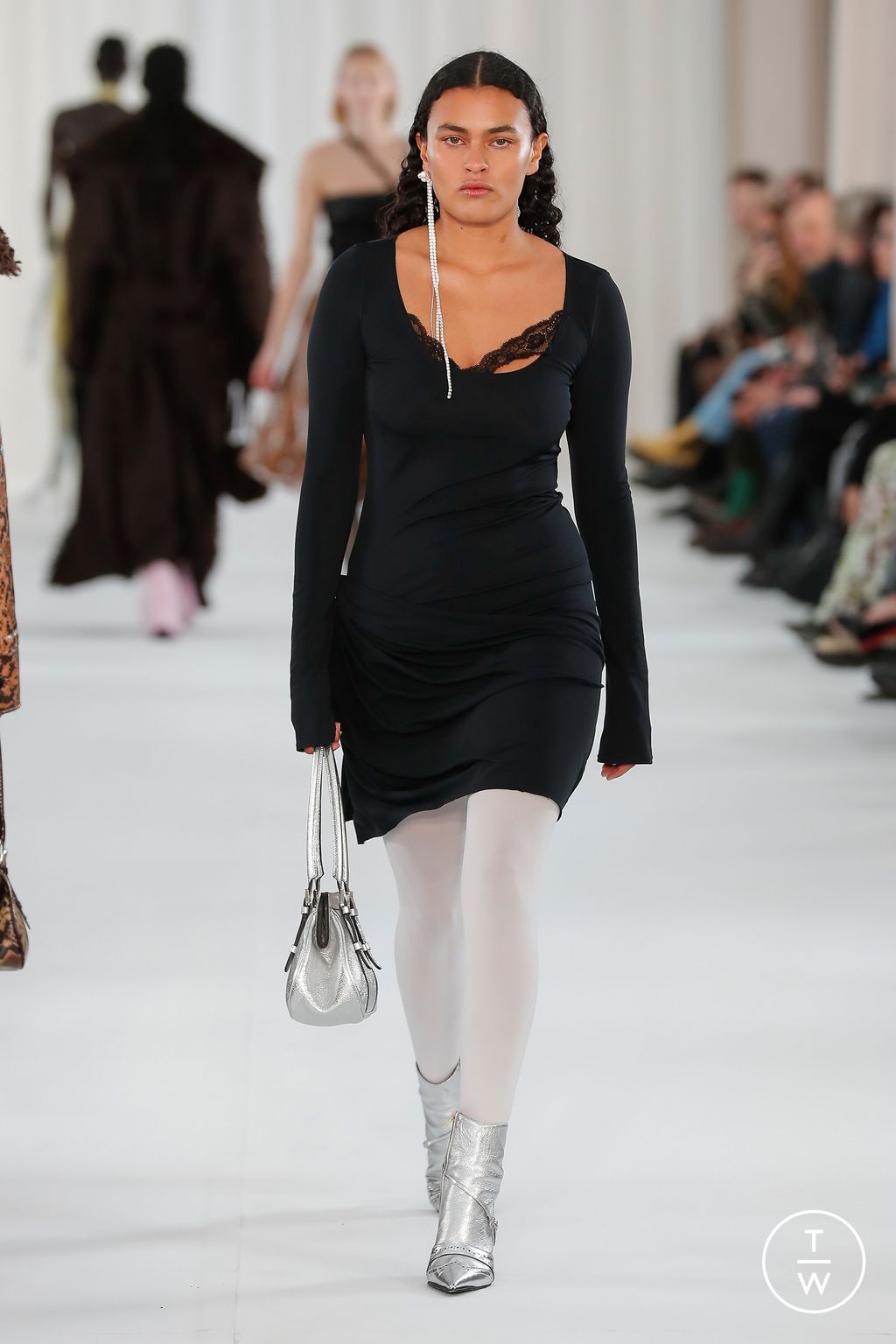 Fashion Week Paris Fall/Winter 2023 look 22 from the Vaillant collection 女装