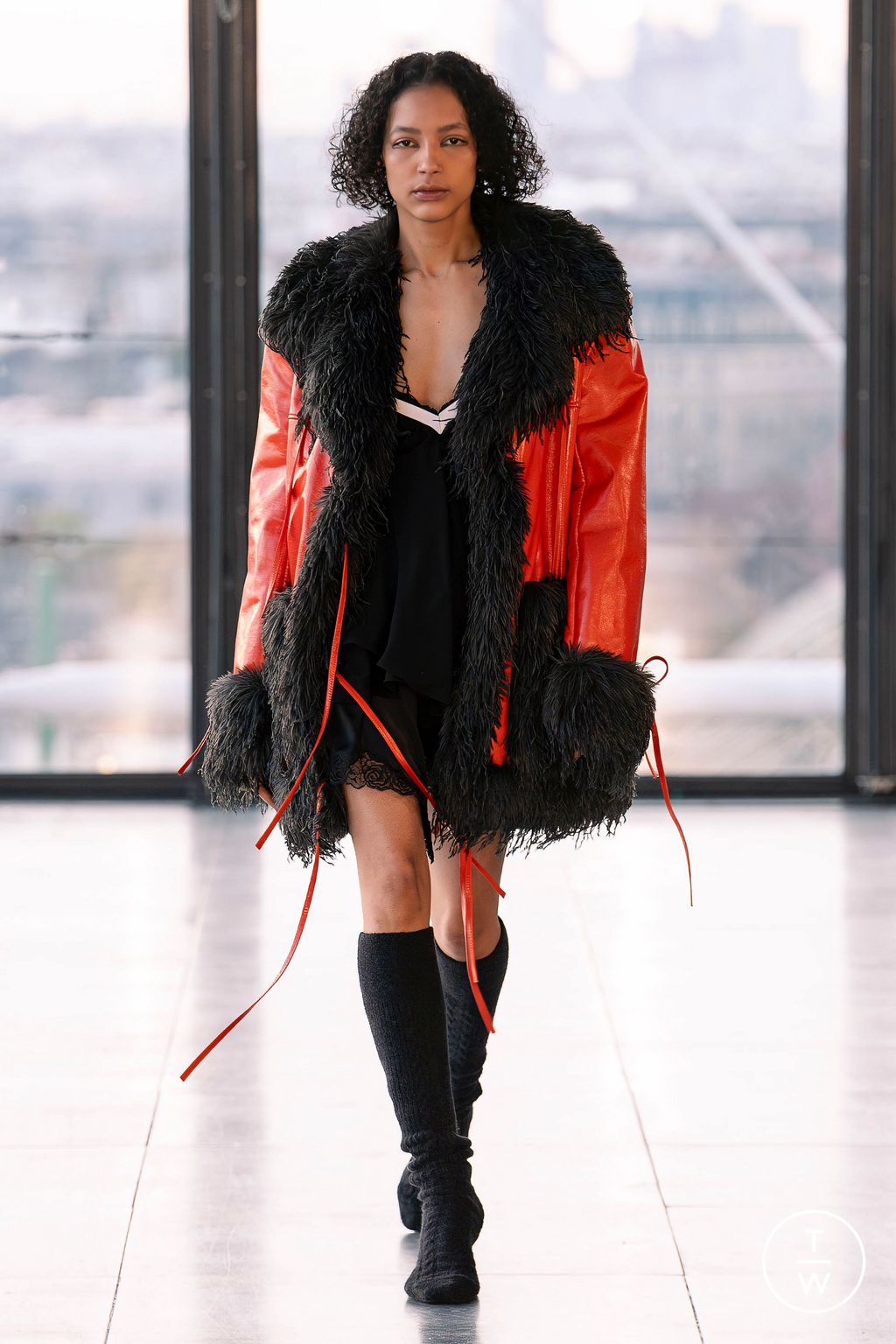 Fashion Week Paris Fall/Winter 2024 look 10 de la collection Vaillant womenswear