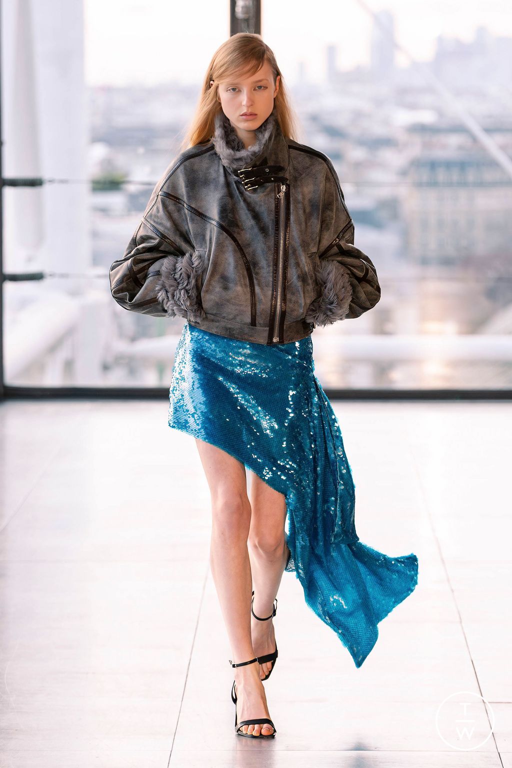 Fashion Week Paris Fall/Winter 2024 look 14 from the Vaillant collection womenswear