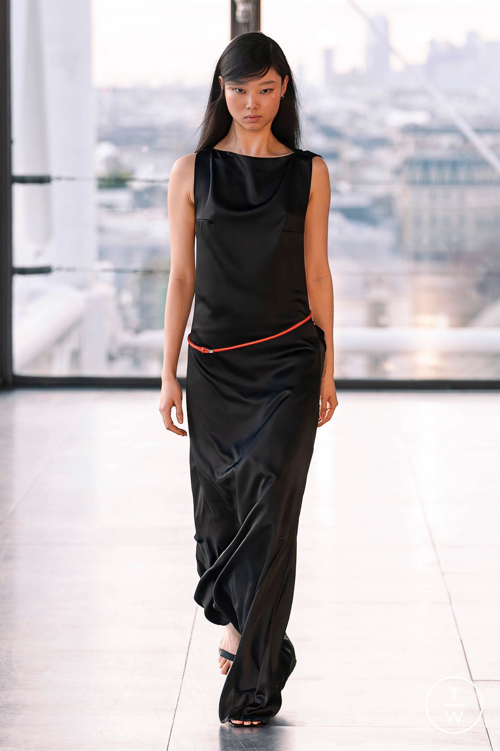 Fashion Week Paris Fall/Winter 2024 look 24 from the Vaillant collection 女装